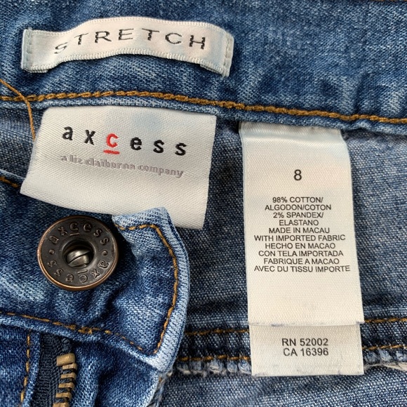 Axcess stretch crop blue jeans women sz 8 - Picture 2 of 6